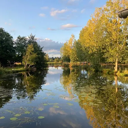 Bed & Breakfast Le Moulin De Bretigneul *